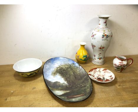 A mixed lot of china including baluster shaped vase, (25cm h) marked China to base, with red seal mark, a yellow ground bud v