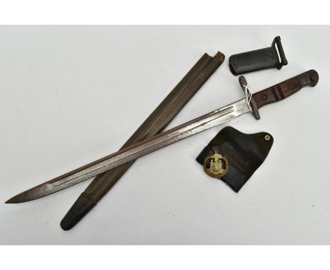 A US MADE REMINGTON WW1 RIFLE BAYONET &amp; SCABBARD, marked on blade 1913 8 17, with proof marks etc, scabbard has become de
