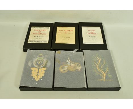 TOLKIEN; J.R.R. The Lord of the Rings De Luxe Edition, seventh impression 1979, original slip case, The Hobbit De Luxe Editio