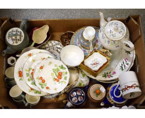 Ceramics & Glass - a Royal Crown Derby 1128 imari pin dish;  posies strainer;  part tea service;  wade whimseys, Aynsley bud 