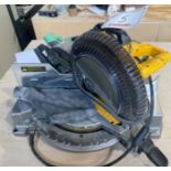 DEWALT DWS5713 10" COMPOUND MITRE SAW