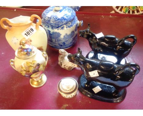 A quantity of assorted ceramics including Aynsley fruit decorated lidded vase, Copeland Spode Italian biscuit barrel, a pair 