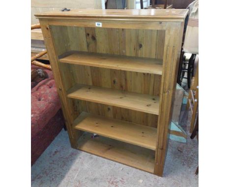 A 90cm modern pine three shelf open bookcase