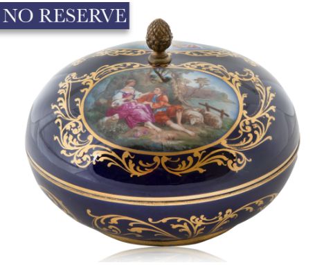 LARGE VANITY BOX, VALNY, LIMOGES CHATEAU DES TUILERIES, FRANCE, EARLY 20TH CENTURY of rounded form, two scenes in gold tooled