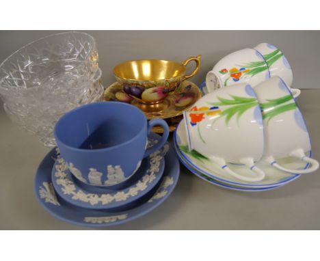 A collection of china including vases, dishes, cups etc., Aynsley, Spode, Pinnacle **PLEASE NOTE THIS LOT IS NOT ELIGIBLE FOR
