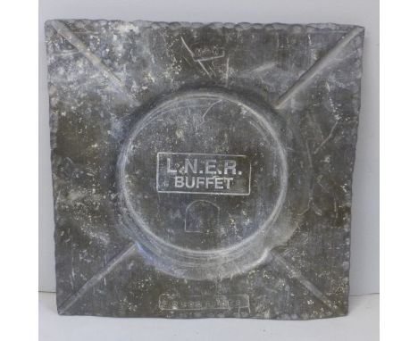 An ashtray marked L.N.E.R. Buffet, also marked M&amp;W, E.Carr Pipes