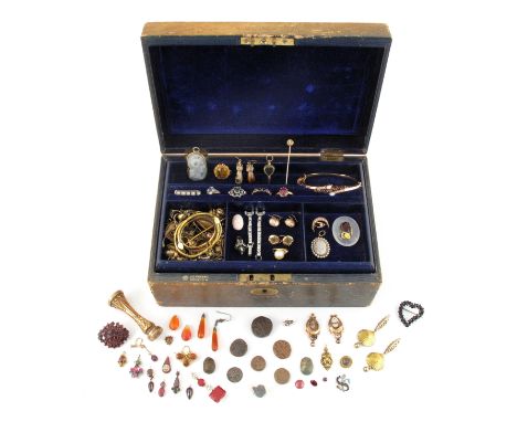 A jewellery casket with lift-out draw containing various items of jewellery, including an 18th century silver and gold ring s