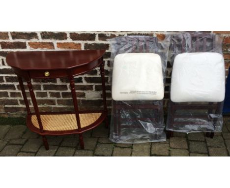 Modern console table & 2 folding chairs