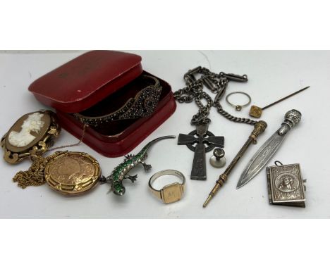 Vintage jewellery to include shell cameo set in yellow metal, hallmarked silver crucifix and chain, hinged bangle set with da