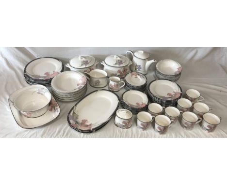 Noritake New Decade China approx 72 pieces to include 2 tureens with covers, teapot, 2 jugs, sugar bowl, 2 large meat plates,