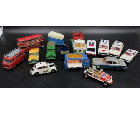 A collection of Corgi toys to include Smith's Karrier, Whizzwheels Ford Cortina GXL, Silver Shadow, Motorway ambulance, Route