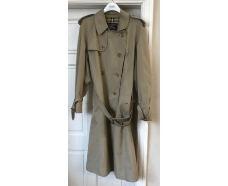 A gents Burberry trench coat with belt size 52 Regular 5021/CE G86C together a Burberry cashmere/wool scarf and a pair of lea