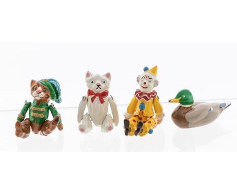 Hantel painted Pewter miniatures 1982 first issue Scotland;&nbsp;Jointed cat vM17,Clown VM19 decoy duck vM28