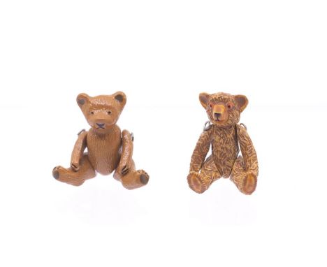 Hantel painted Pewter miniatures 1982 first issue Scotland; 2 jointed teddy bears VM 03 + Vm38 ;condition as made. (2)&nbsp;