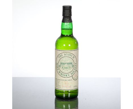 GLEN KEITH SMWS 81.2
Cask strength single Speyside malt whisky, distilled in October 1972 and bottled in May 1998 for the Sco