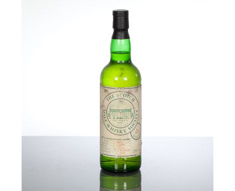 ST. MAGDALENE SMWS 49.9
Cask strength single Lowland malt whisky, distilled in October 1982 and bottled in September 1999 for