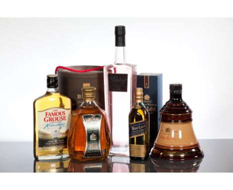SOMETHING SPECIAL 
Blended Scotch whisky. 75cl, 43% volume.
THE FAMOUS GROUSE MURRAYFIELD
Limited edition blended Scotch whis