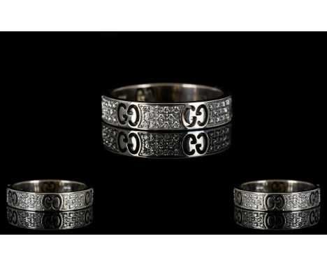 Gucci 18ct White Gold Ring Set with approx 66 round modern brilliant cut diamonds, fully hallmarked, stamped 'Gucci' to shank