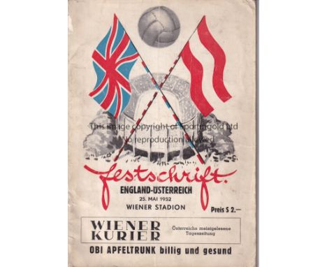 AUSTRIA / ENGLAND    Programme Austria v England in Vienna 25th May 1952. Lion of Vienna match (Nat Lofthouse). Slight rustin