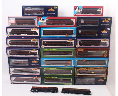 One tray containing 25 mostly boxed 00 gauge Midland Region coaches, by various manufacturers, including Bachmann, Airfix, Re
