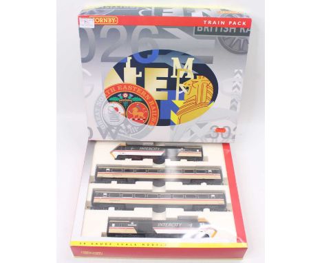Hornby 00 gauge Intercity HST 125 class four-car train pack, comprising two engine cars, one motorised, one dummy, and two BR