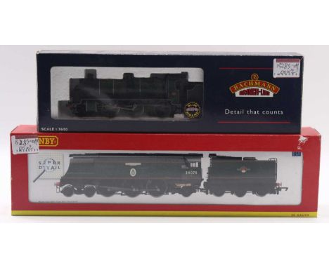 Two 00 gauge locos to include a Bachmann Southern N class in lined olive green, no.1824, and a Hornby Battle of Britain class