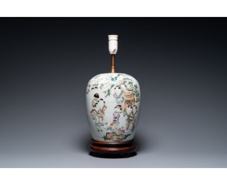 Fullt title: A Chinese qianjiang cai jar transformed into a lamp, signed Ma Qing Yun ___, 19th C.Description: H.: 28 cm app. 