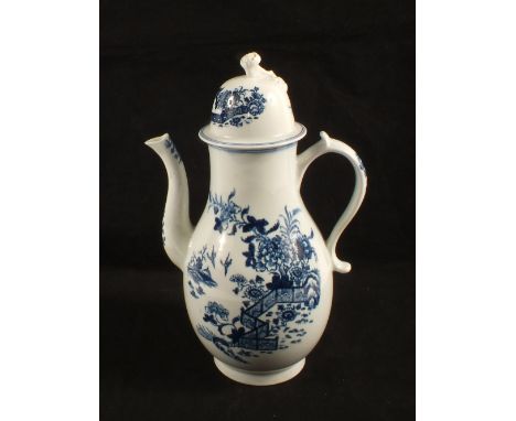 A Lowestoft blue and white Fence pattern coffee pot and cover, the cover with cabbage moulded finial, closed Crescent mark, h