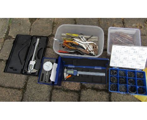 Various precision measuring tools inc Oxford Precision and Mitutoyo Absolute IP67, BSL Circlip kit 1 etc
