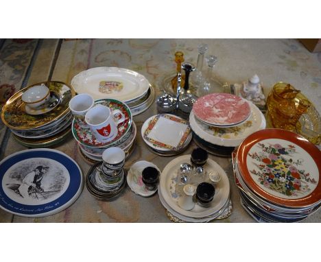 Various ceramic items including collectors plates, glassware etc (3 boxes)