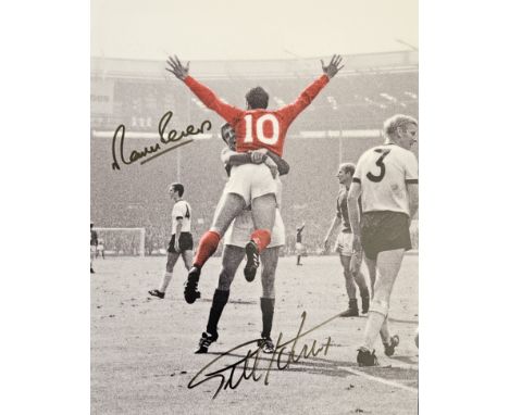 England 1966 - Hurst and Peters spot colour print signed by both - This stunning photo shows the iconic image of Hurst and Pe