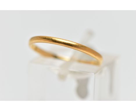 A 22CT GOLD BAND RING, a thin yellow gold ring, approximate width 1.5mm, hallmarked 22ct Birmingham 1949, ring size M 1/2, ap