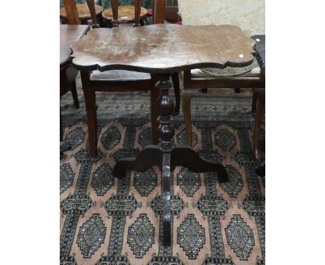 Mahogany tripod table 