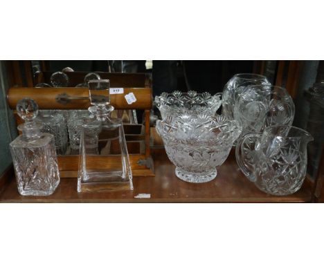 Collection of glassware to include tantalus 