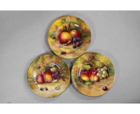 A SET OF THREE ROYAL WORCESTER CHINA PLATES 1922 (x2) and 1929, of plain circular form, painted in polychrome enamels by Pric