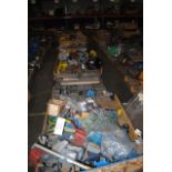 (6) Pallets of various valves, valve parts & pump parts