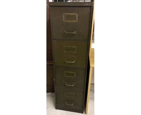 A vintage Sankey Sheldon 4 drawer metal filing cabinet with drawer dividers.  Approx. 132cm tall. 