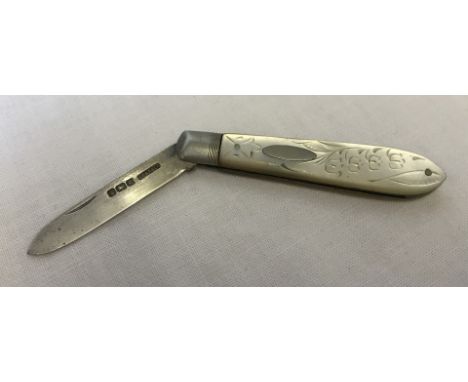 Silver and mother of pearl handled fruit knife with empty cartouche and bluebell decoration. Hallmarked Sheffield 1908. 