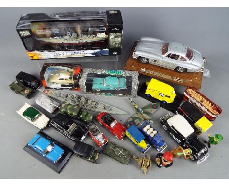 Forces of Valor: Corgi, Bburago, Others - A collection of mainly unboxed diecast vehicles in various scales, including a boxe