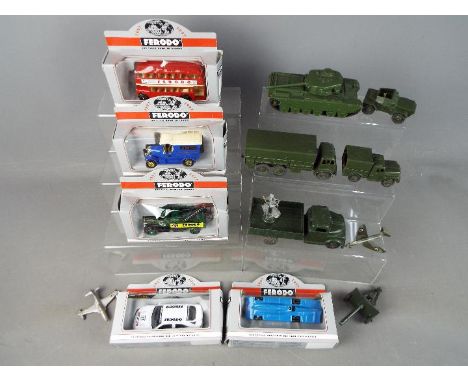 Dinky Toys, Lone Star - A small unit of unboxed diecast miliary vehicles, majority by Dinky Toys, together with 5 boxed vehic