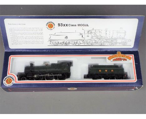 Bachmann - A boxed Bachmann OO gauge #31-801 2-6-0 93xx Mogul Class Steam Locomotive Op.No.9319 in BR Black livery. Model app