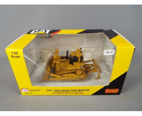 Norscot - A boxed 1:50 scale diecast Norscot #55158 Caterpillar D10T Track Type Tractor. The model appears to be in Mint cond