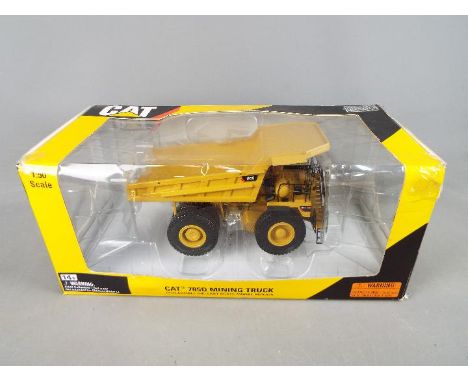 Norscot - A boxed 1:50 scale diecast Norscot #55216 Caterpillar 785D Mining Truck. The model appears to be in Mint condition 