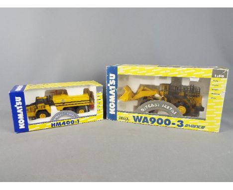 Joal - Two boxed Komatsu 1:50 scale construction vehicles by Joal. Lot comprises a HW400-1 Water Tanker; and a WA900-3 Wheel 