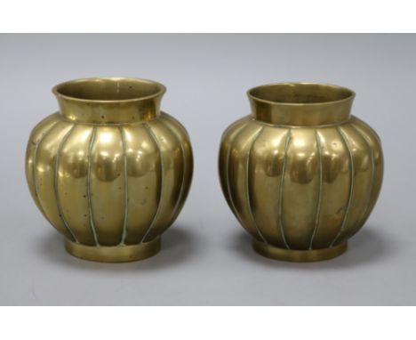 A pair of Chinese bronze fluted vases height 9.5cm