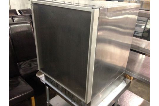 عکس+خفن+بالای+18+سال Lot 9 - Silverking 27" Countertop Cooler tested working