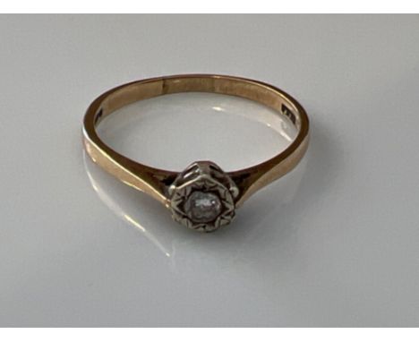 Ladies 9ct gold white stone solitaire ring. Size R 1.7g