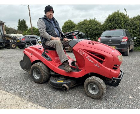 An AL-KO Powerline Mulcher/Ride on Mower, 17.5 hp Intec engine, 42" cut, hydrostatic electric tipping box (hand book, key & m