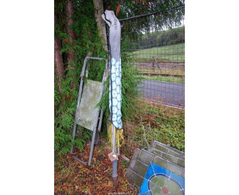 A rotary clothes line.