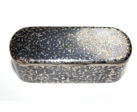 A 19th Century Imperial Russian silver and niello snuff box of oval form, hallmarked for 1860,  84 for silver content, 9cm lo